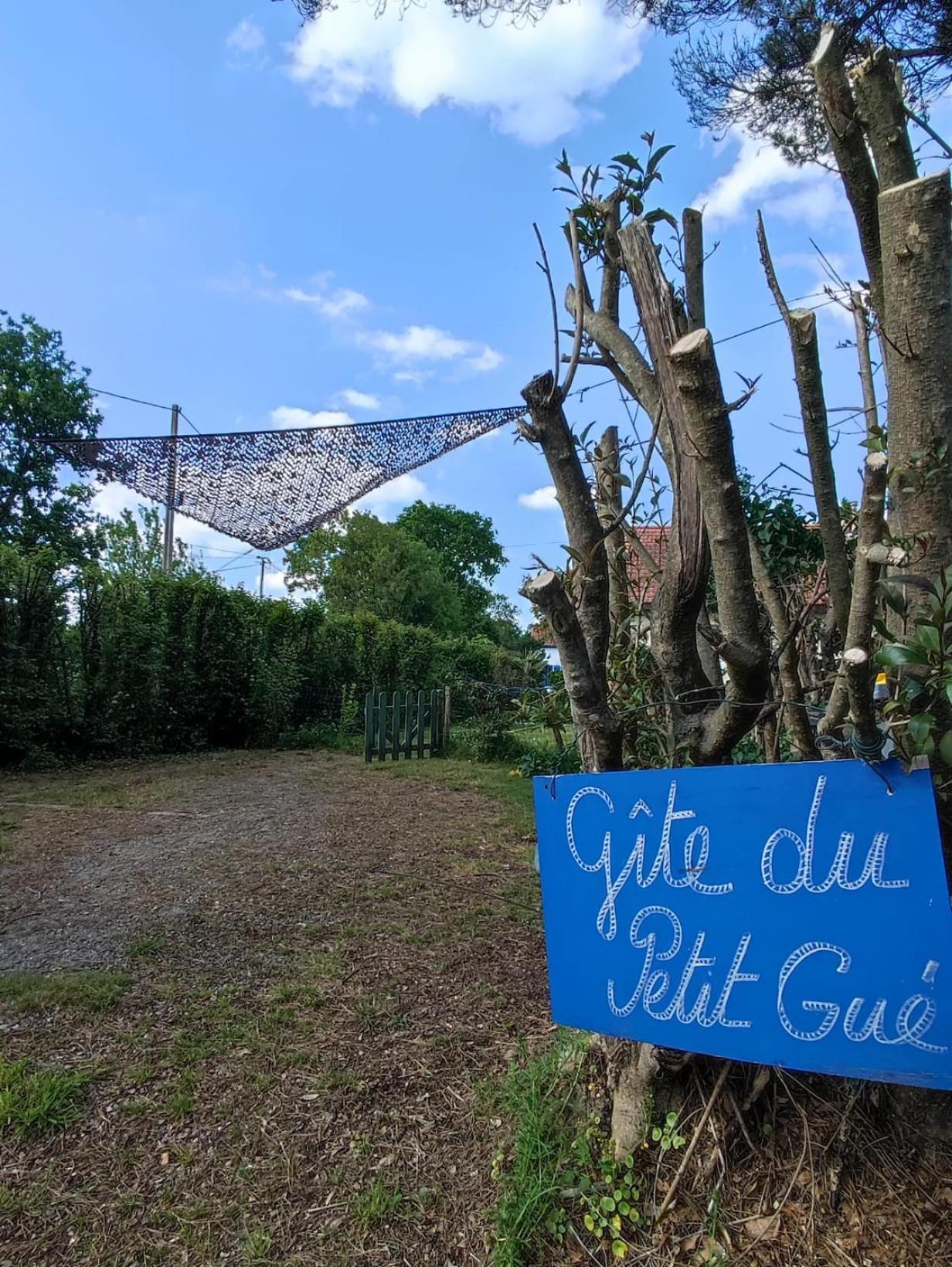 Gite Du Petit Gue Frossay Kültér fotó